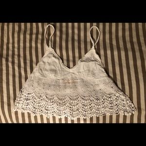 Delicate cropped tank